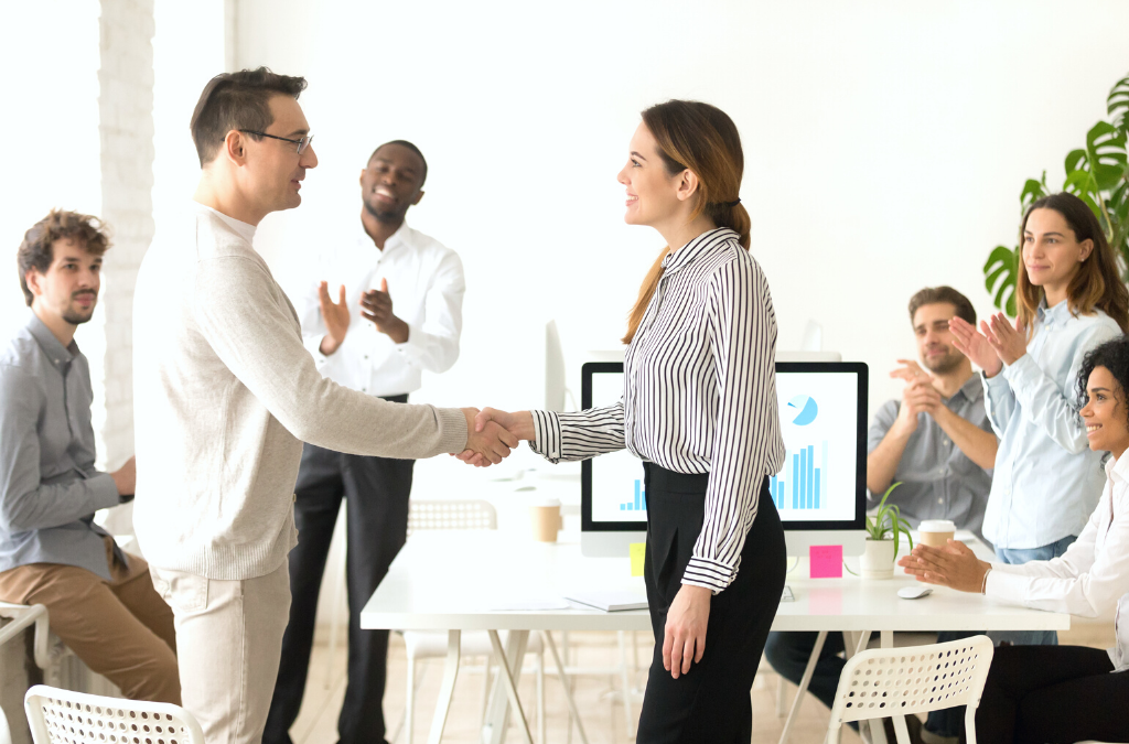 How to Master Employee Recognition